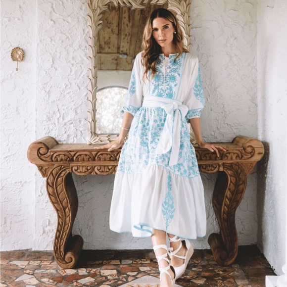 Sue SartorCiel/White Embroidered Sultan Floral